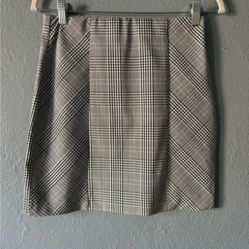 Jules and Leopold | pull on | plaid | black &  white | skirt | small